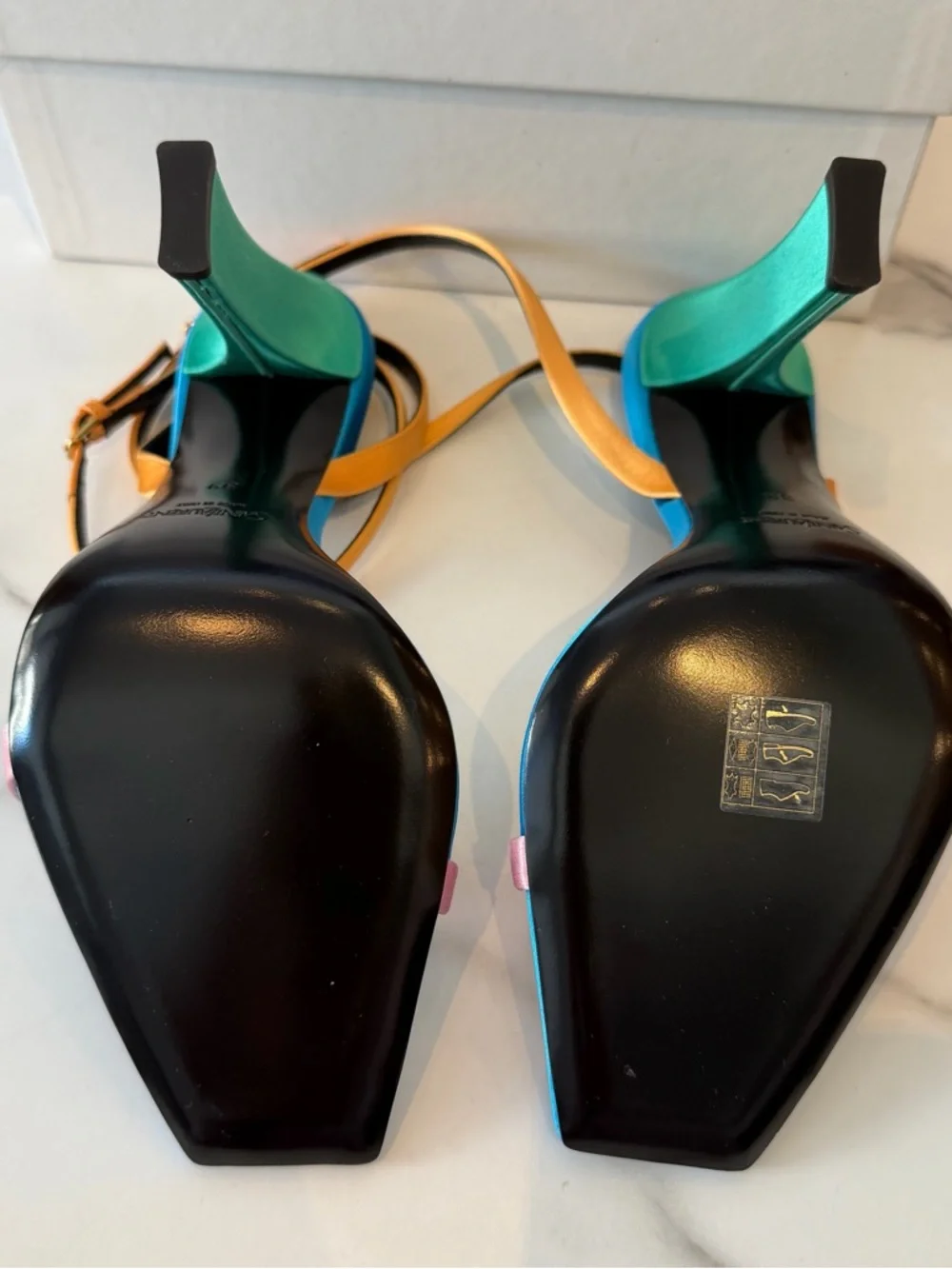 NWT Yves Saint Laurent Dominique 110 crêpe satin sandals - Picture 4 of 6